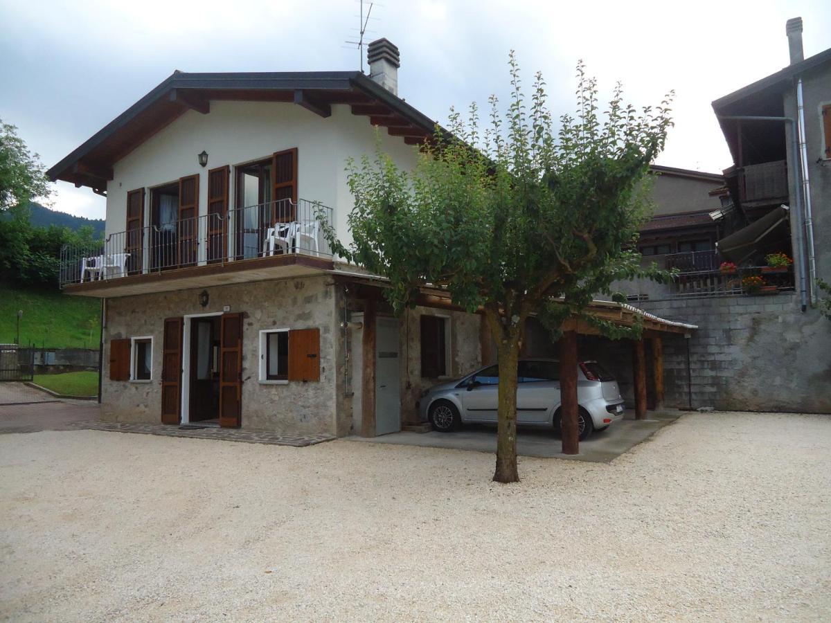 Casa Vittoria V1 Apartment Crone Exterior photo